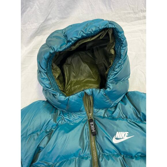 Nike Sportswear Girls Hooded‎ Jacket in Green, Mermaid Puffer Coat, Full Zip - Picture 2 of 9